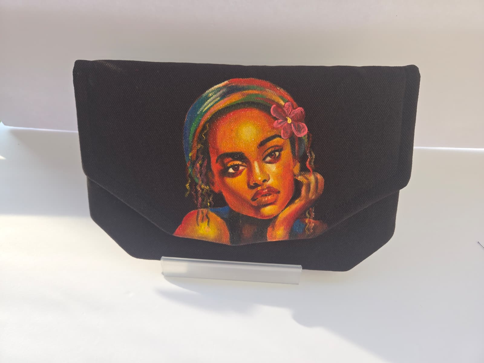 Tete de Femme clutches